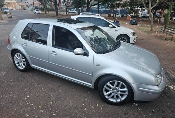 VOLKSWAGEN GOLF 2.0 MI COMFORTLINE 8V GASOLINA 4P MANUAL VOLKSWAGEN GOLF 2.0 MI COMFORTLINE 8V GASOLINA 4P MANUAL